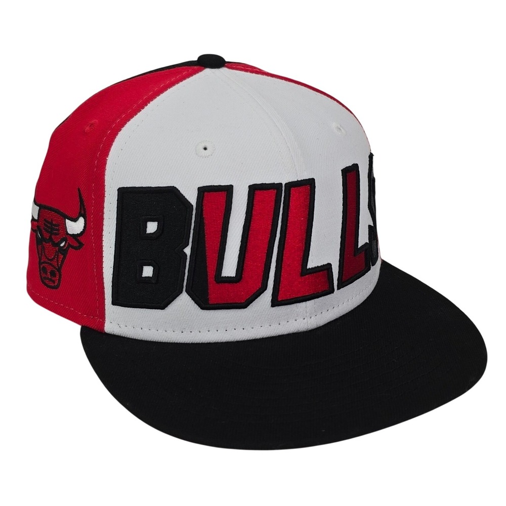 New Era Chicago Bulls 9FIFTY Snapback Hat Red White Black NBA Basketball Cap